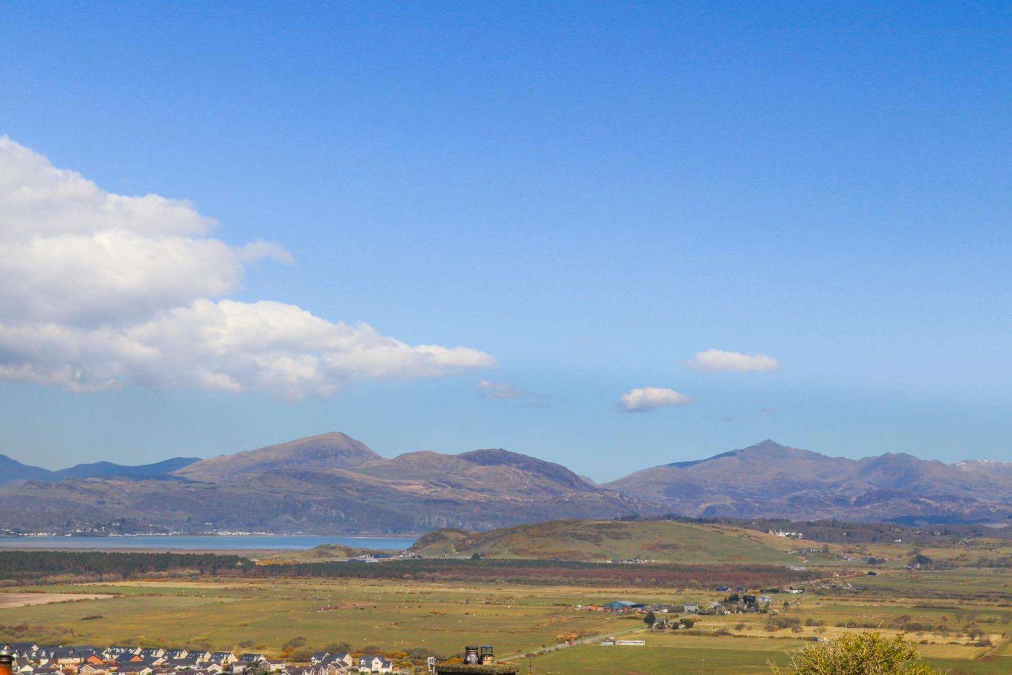 Harlech Apartments - Matholwch Buitenkant foto