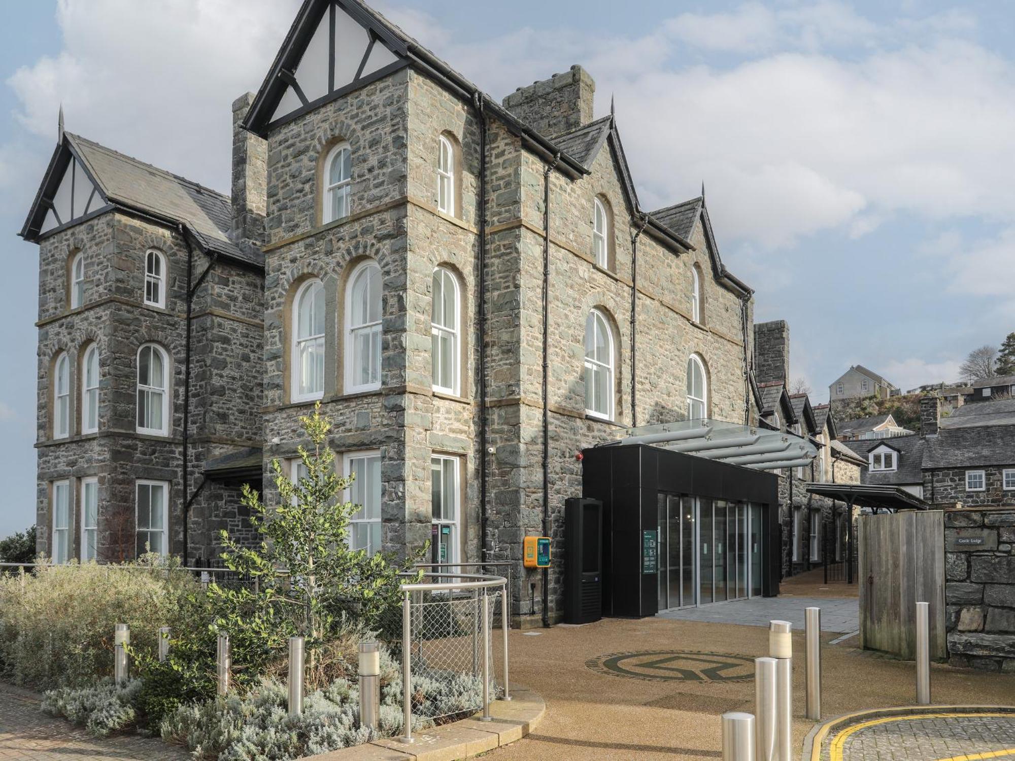 Harlech Apartments - Matholwch Buitenkant foto
