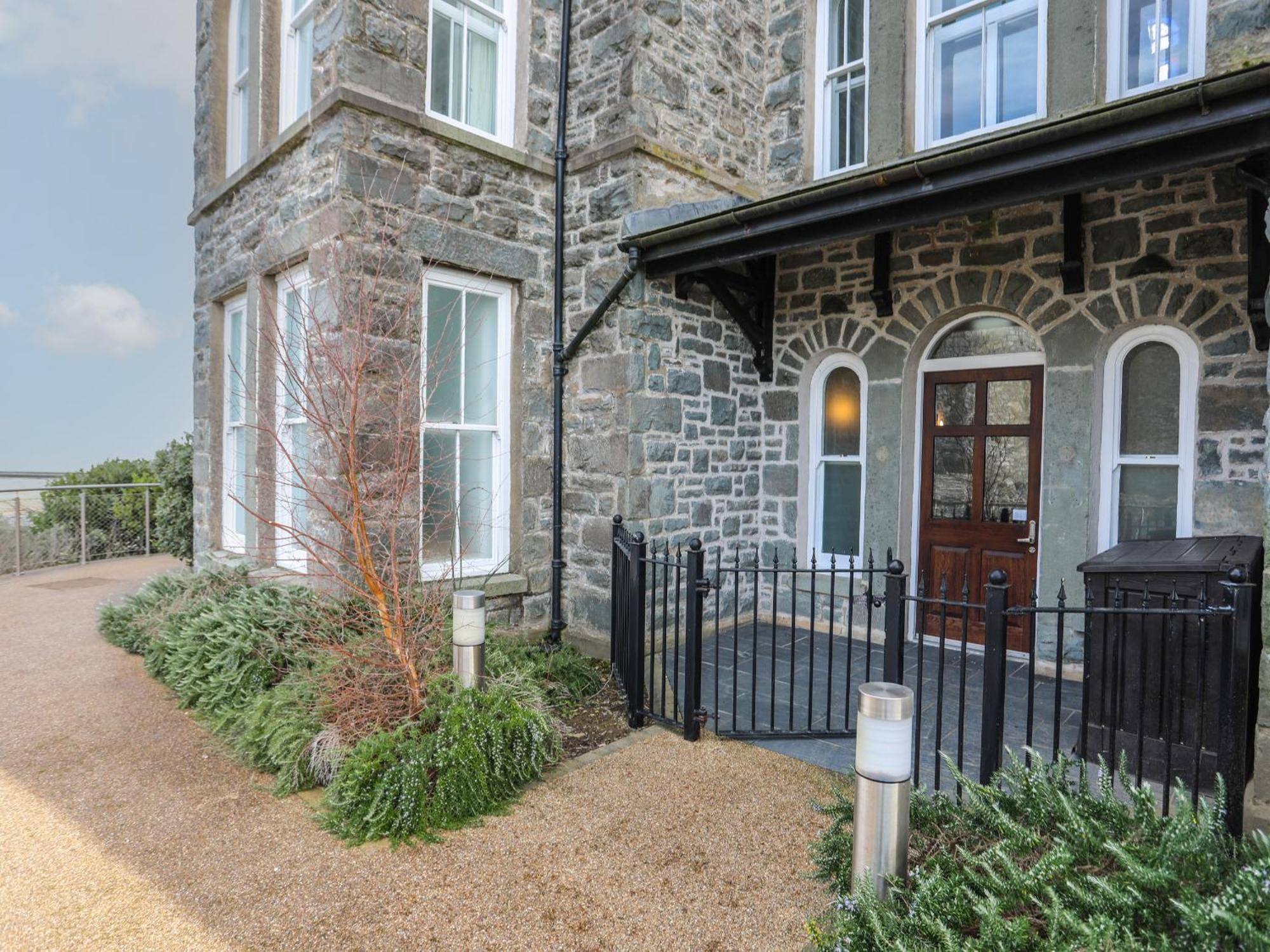 Harlech Apartments - Matholwch Buitenkant foto